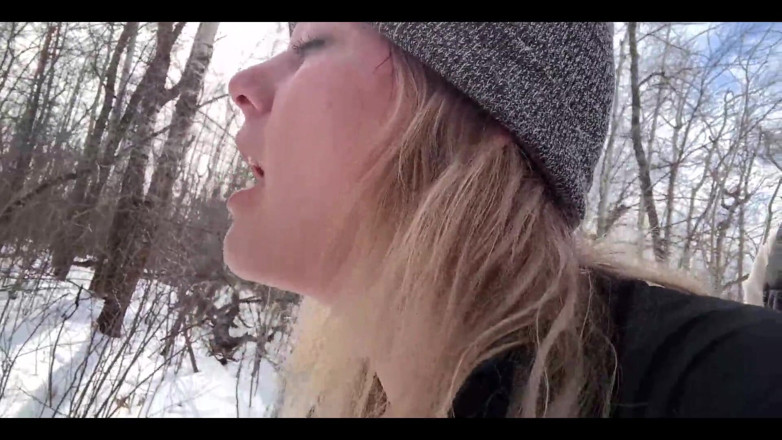 Mya Lane: Outdoor Sex in the Park in Winter