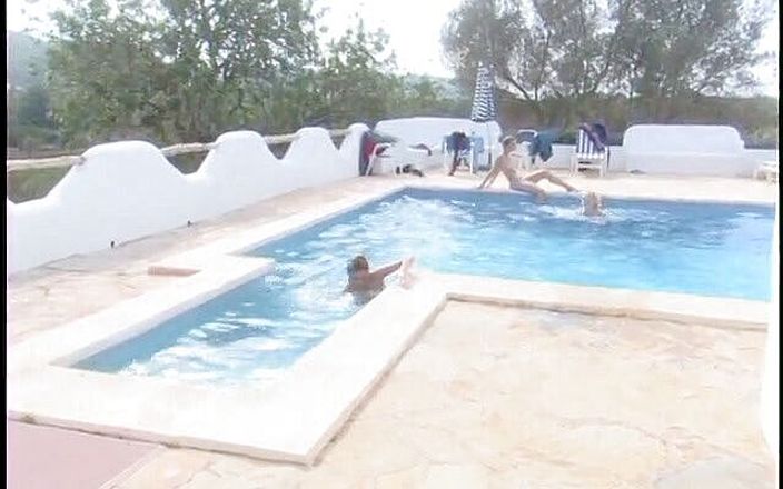 Naughty Girls: Hot MILFs in swimming pool