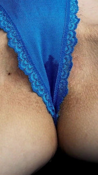 Lala Licious - Pissing Through My Blue Panty