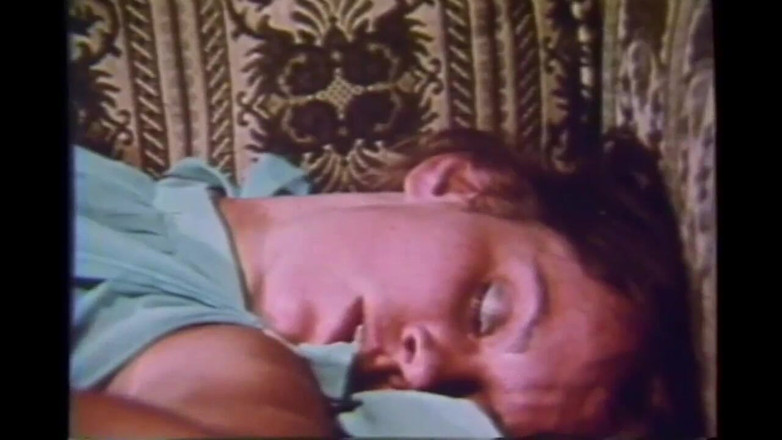 Vintage megastore: Ruivas milfs com xoxotas peludas fodidas por grandes paus vintage (filme...