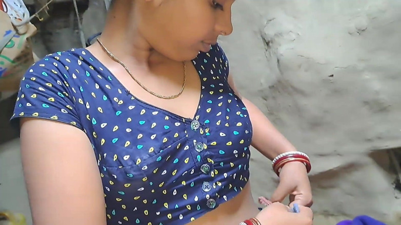 Mahrn: Indian Newly Married Girlfriend Boyfriend Fucking in Village