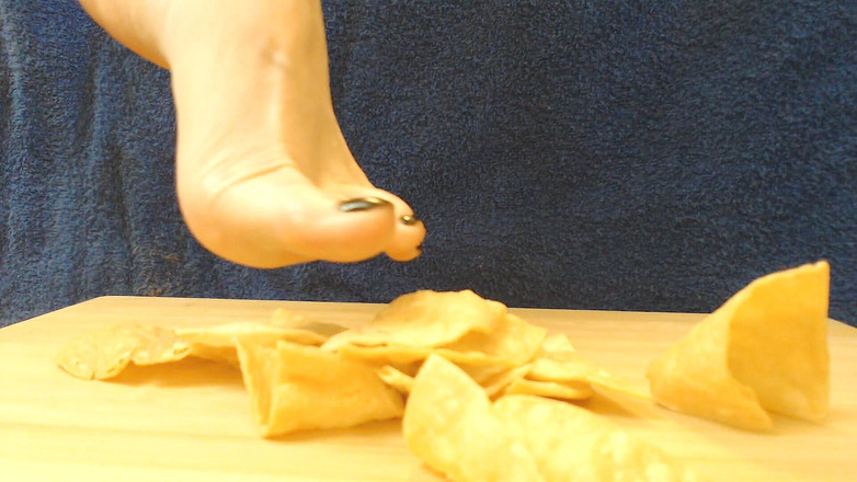 Abby Anna: ASMR drtí žetony bosé prsty chodidla