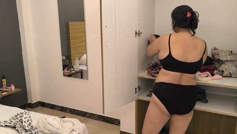 pujaprem: Desi MILF šuká s nevlastním synem