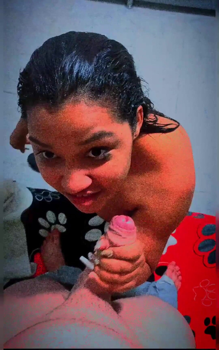 Pikaa6: Acesta este penisul meu și nici o altă femeie nu-l poate...