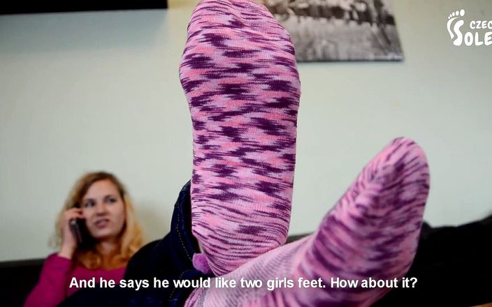 Czech Soles - foot fetish content: Récompense, séance de reniflement de chaussettes en POV