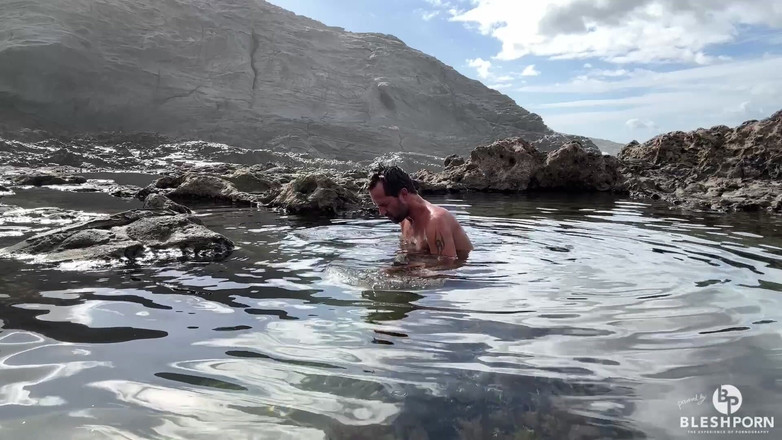 bleshporn: ナチュラルネイキッドバス ティムブレッシュ