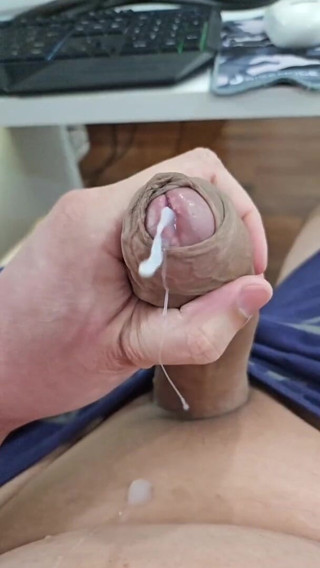 Lkdick8: スローモーションで大量の精液を