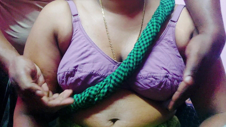 Desi Mohini: Desi nevlastní tetička má sex s manželovým nevlastním bratrem