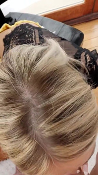 Hubená blonďatá děvka Sky Pierce prosí o tvou nálož