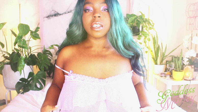 Goddess Marley: Big Naturals in Lavender