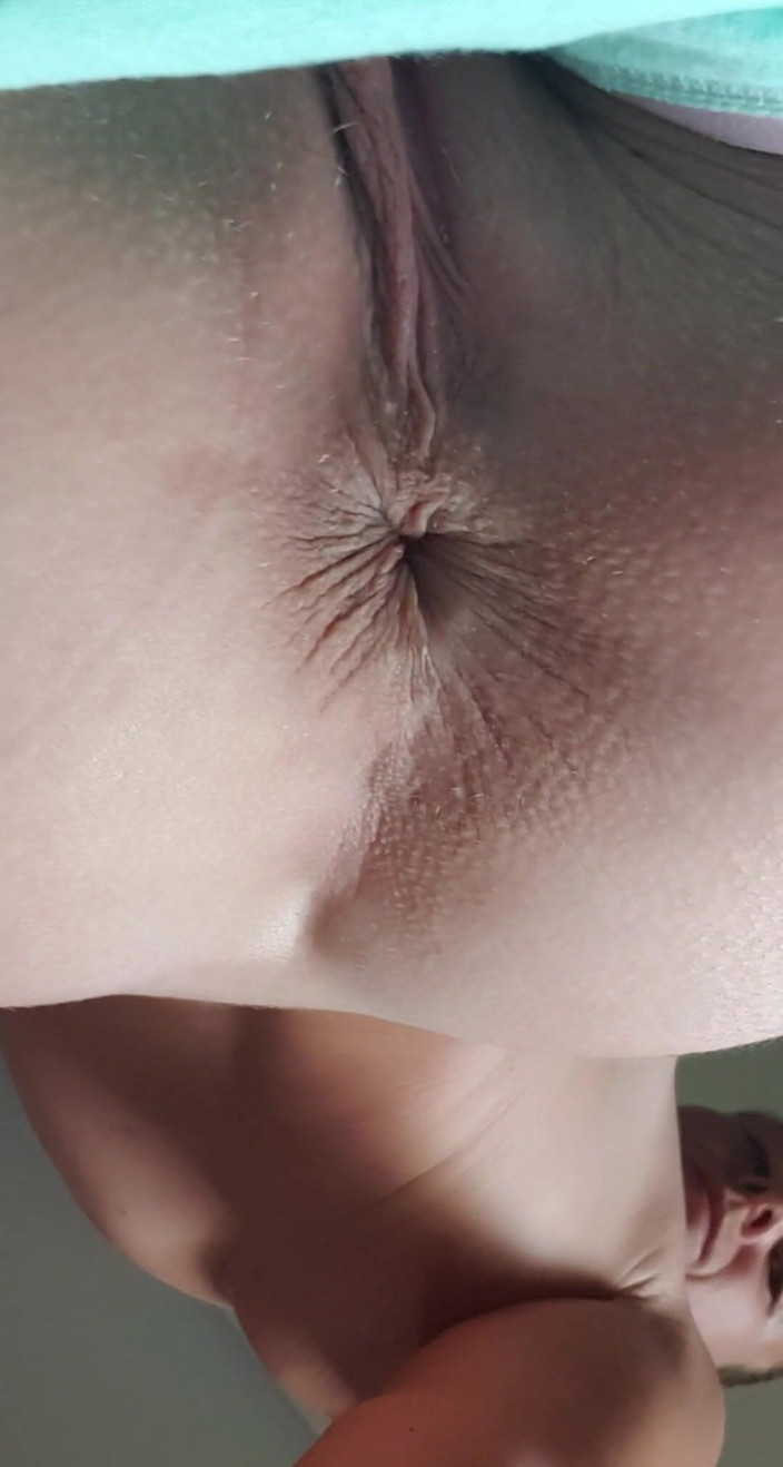 MissAnja_FH: Little bit more of my booty?