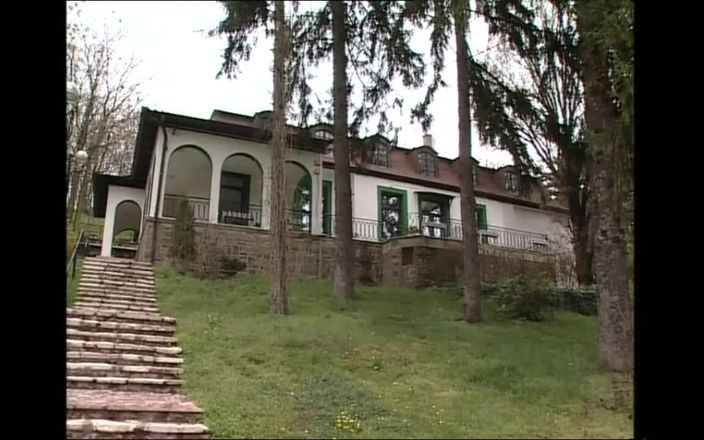 Cinema X: Centro di massaggi erotici