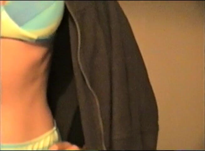 Flash Model Amateurs: Stunning babe with big boobs sucks dick