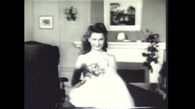 The Unforgettable: Se Desnuda La Bailarina