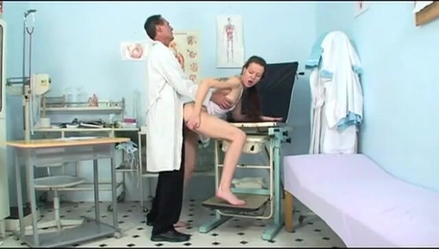 Fetish Desire: Klinik för endast kvinnor - DVD