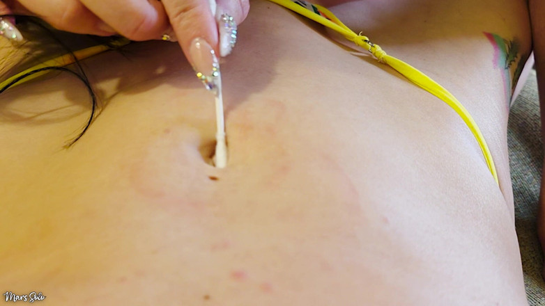 Mars solo: Första gången navel dyrkan POV: Mars Solo ger Fallon Jane