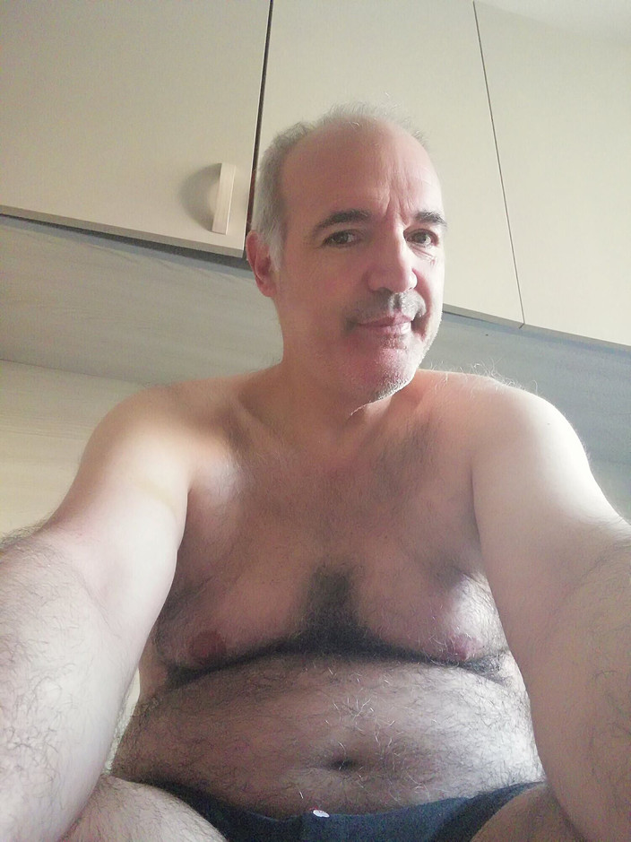 Setesesso7: Điều đầu tiên bạn làm ngay khi bạn thức dậy là...