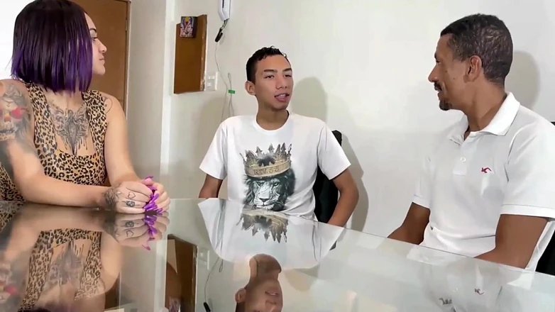Amateur world: Daddy Fucks His Stepson's Girlfriend With Him