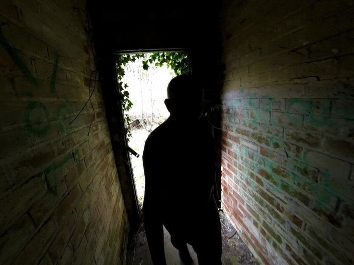 Andy: 步行 18 2025