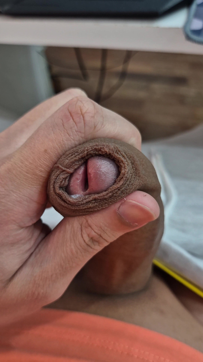 Lkdick8: Jsem tak nadržená v práci