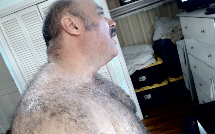 BullMuscleJoe: 불머스클과 그의 살을 다시 비추다!