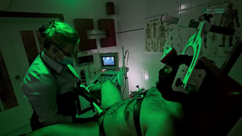 Strict Senz: 의료 교정 연구소 두 번째 검사