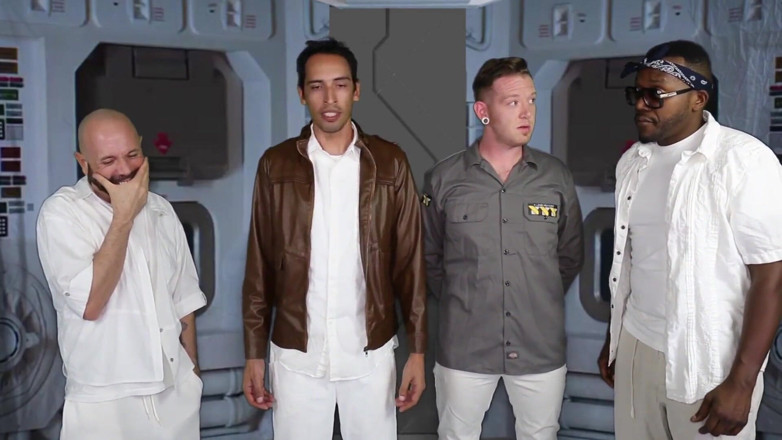 Nerds Of Porn: Alien XXX: Hardcore gangbang parodie