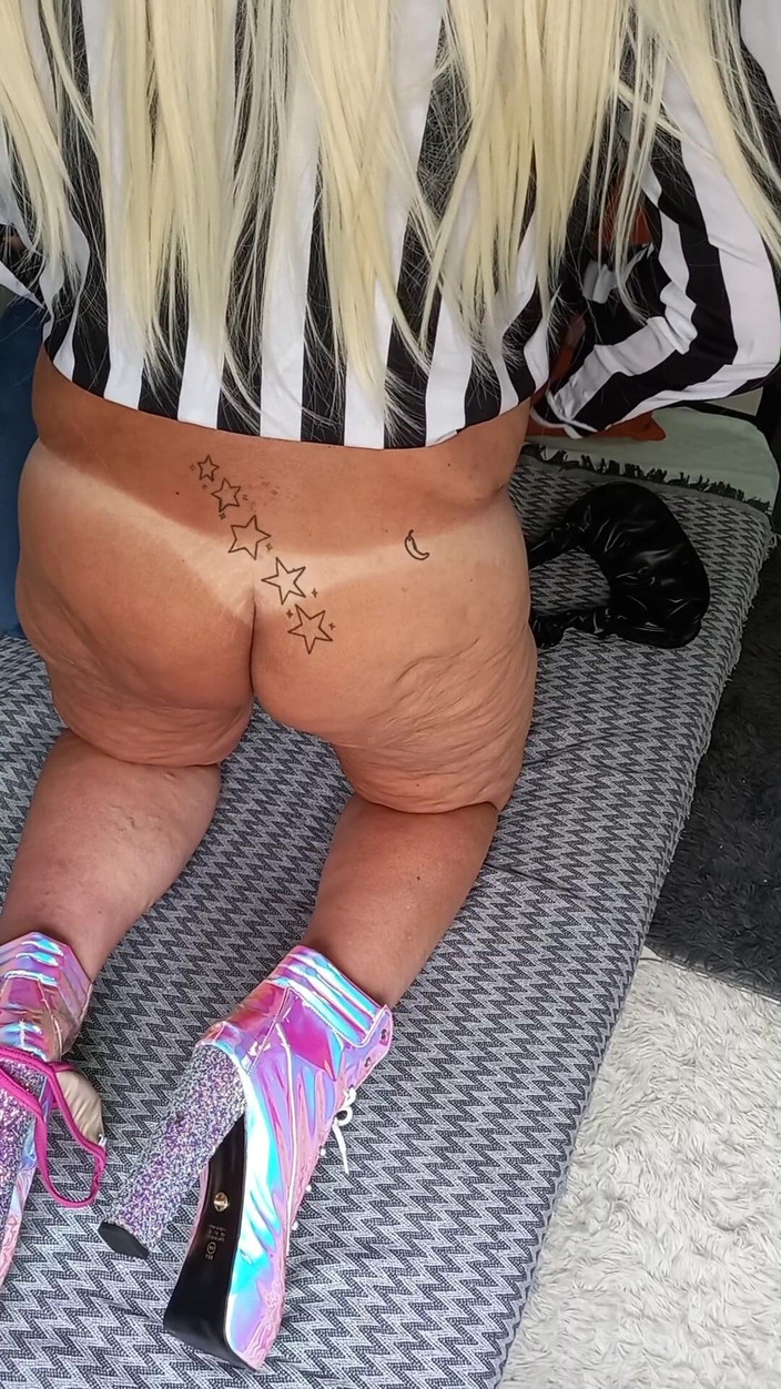 Sexy ass CDzinhafx: Mein neuer, brandneuer Hintern und harter Schwanz