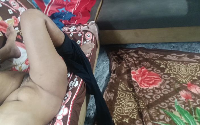 Pushpa studio: Mulheres casadas curtindo duro lambendo no sofá parte 2