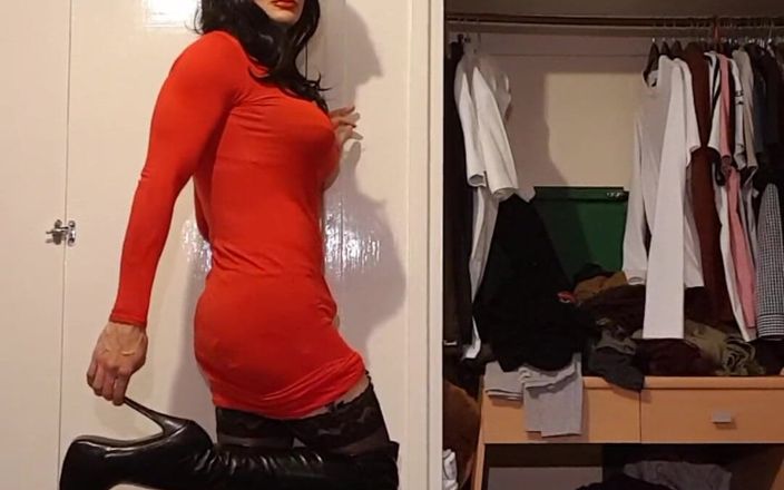 JessicaXD: 在大腿高靴射精