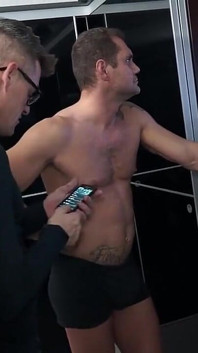 Handjobs, jokes and news in the Nacho Vidal Mansion