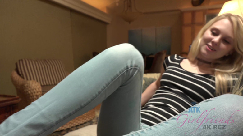 ATK Fans (Girlfriends): Virtuální dovolená Na Havaji s Lily Rader 2/7