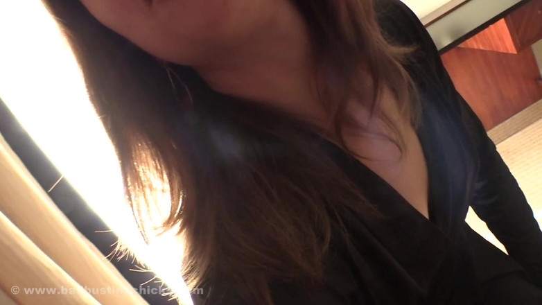 Ballbustingchicks: 我喜欢用我的高跟鞋踩在你的鸡巴上