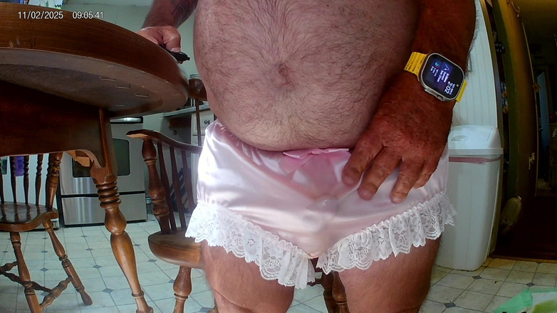 Mark Fletcher: Våt satin satin trosor cum täckta