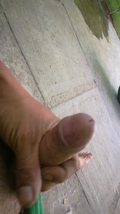 Cazeross: Masturbating at home