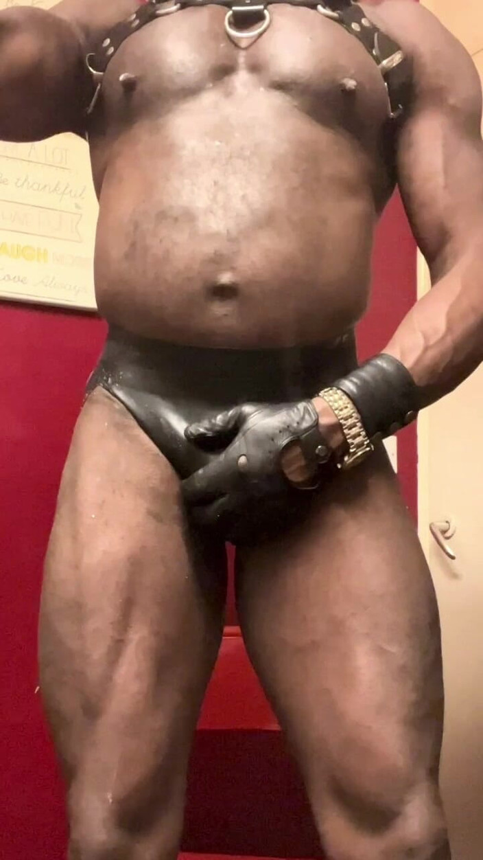 Black mature kinky muscle: .black Muscle 페티쉬 대물 자지 무거운 정액 세션
