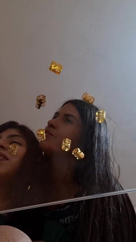 Amigas tetonas y con curvas tienen sexo lésbico por primera vez, se lamen los coños