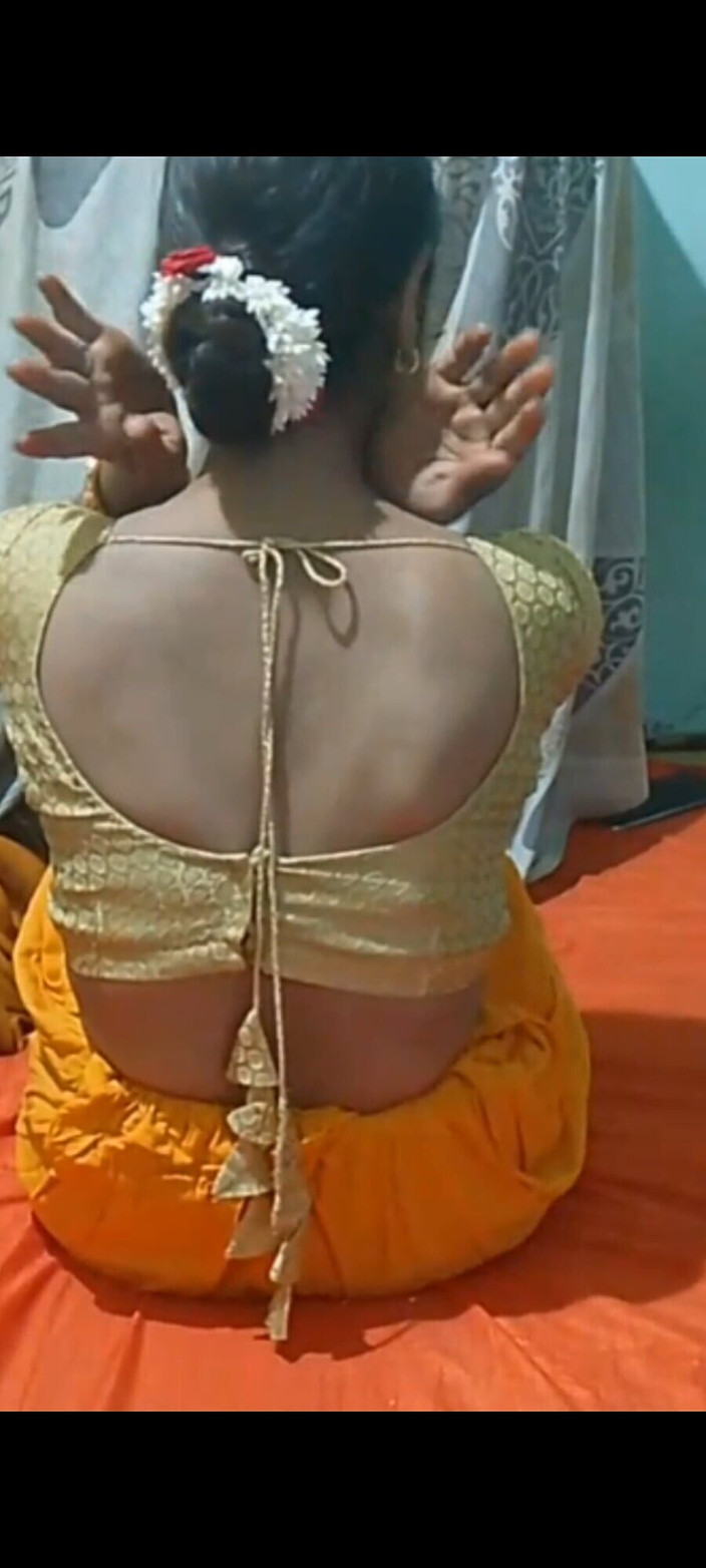 Divaya pussy: Full het scen av Diwali knullar