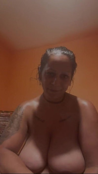 Tits Oil Show and Masturbate