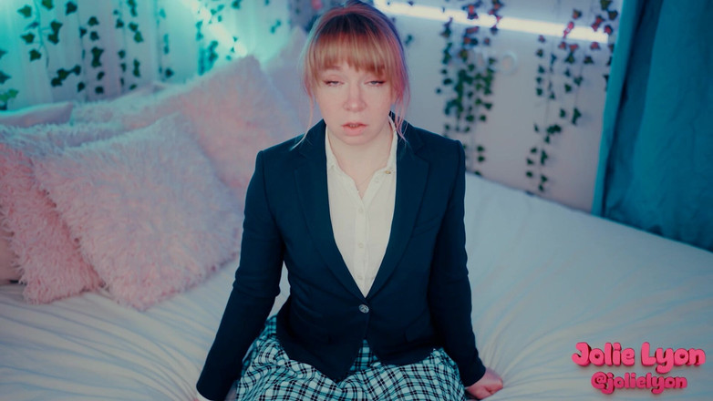 Jolie Lyon: Aku, ayah tiri, rekaman seks utama