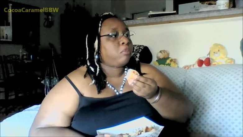 Goddess Cocoa's Switch Palace: Mmmm hot dogs