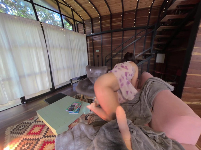 CuttiejennieVR: VR: menggoda suami kawan saya