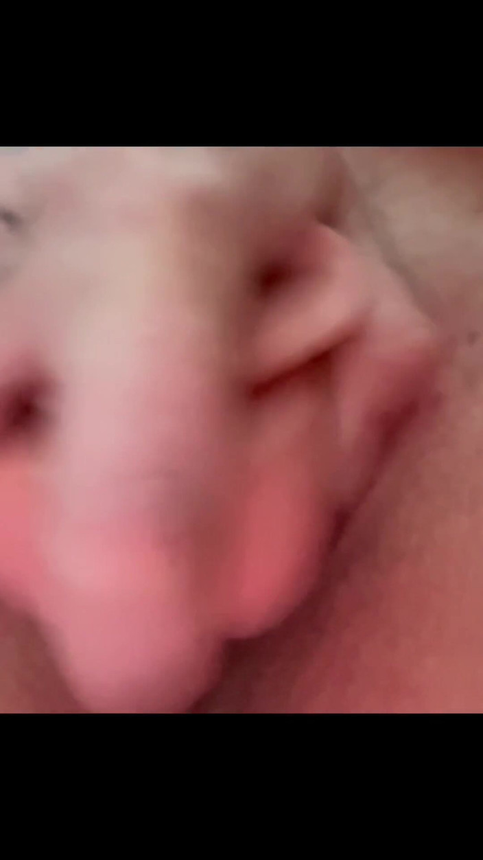 Sinful-Secrets: Mandi, menjolok, dildo dan memancut mani