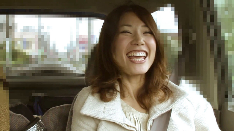 Asiatiques: 性感的东方宝贝在采访