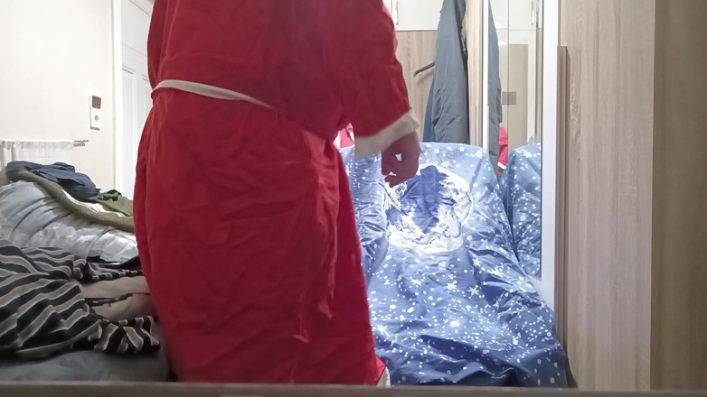 Busenmann: Weihnachtsmann Mit Riesigen Brüsten Masturbiert