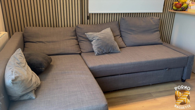 Porno Baguette: 헬로리문, 오지는 여자, 먹는 걸 좋아해