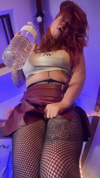 Piss Slut Soaks Herself in Hot Piss Until She Squirts Everywhere