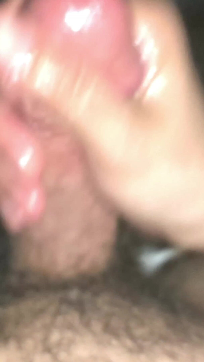 Moroccancouple: Heißer Handjob, Reitet Freund Schwanz Ihres Ehemanns