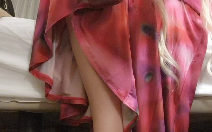 Anna Lynx: Cởi giày cao gót của tôi sau một bữa tiệc