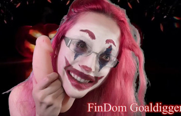 FinDom Goaldigger: Halloween balls cutting